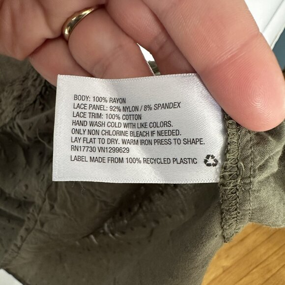 Green Lacy Baby Doll Short Sleeve Blouse Size Small With Button Closure - Picture 4 of 7